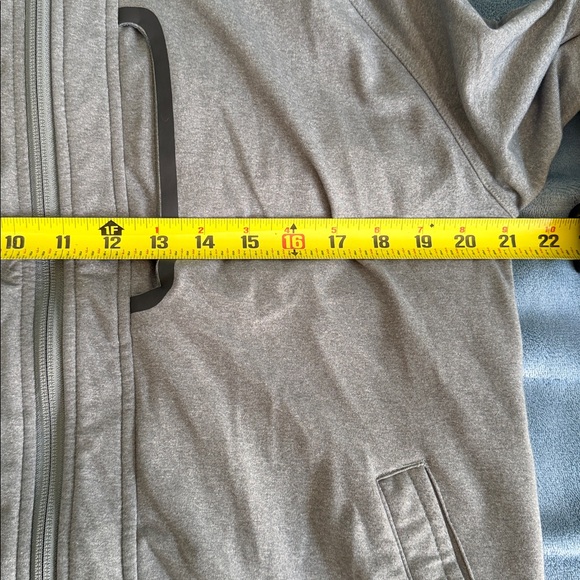 Lululemon jacket - Picture 5 of 6